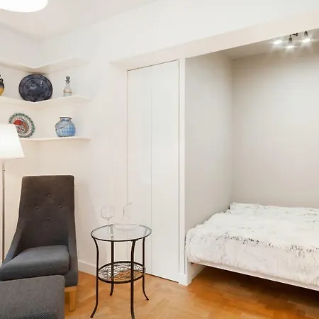 Nowolipie By Renters Apartment *